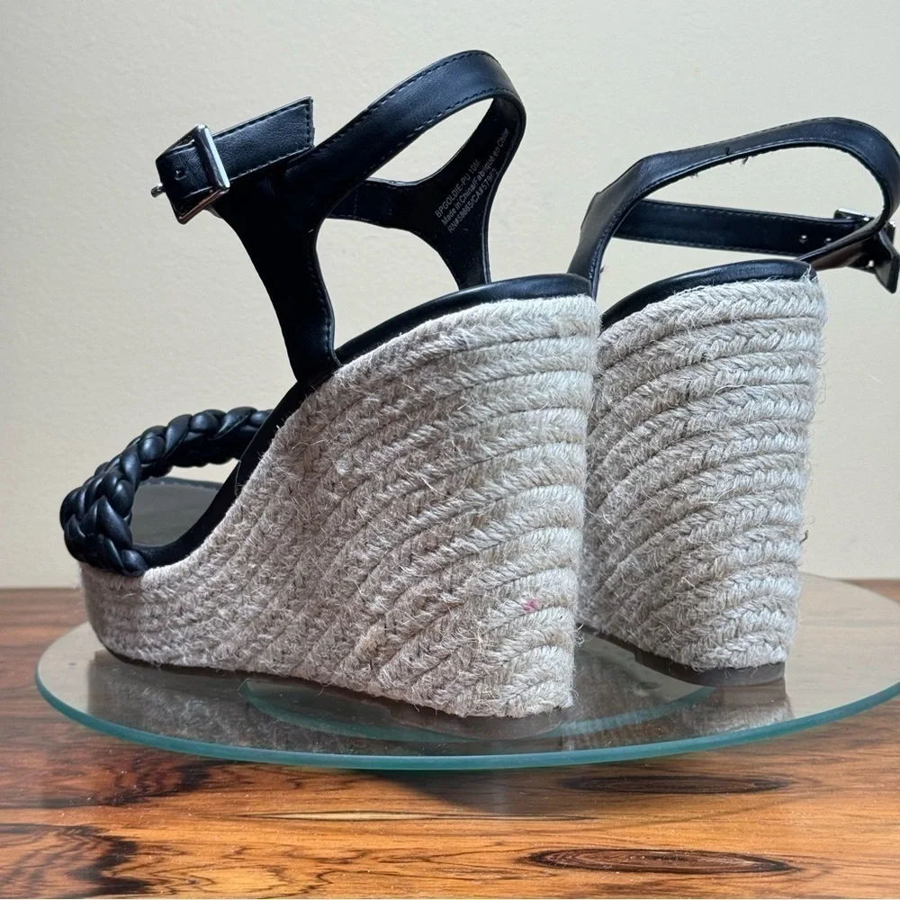 bp nwot shoes